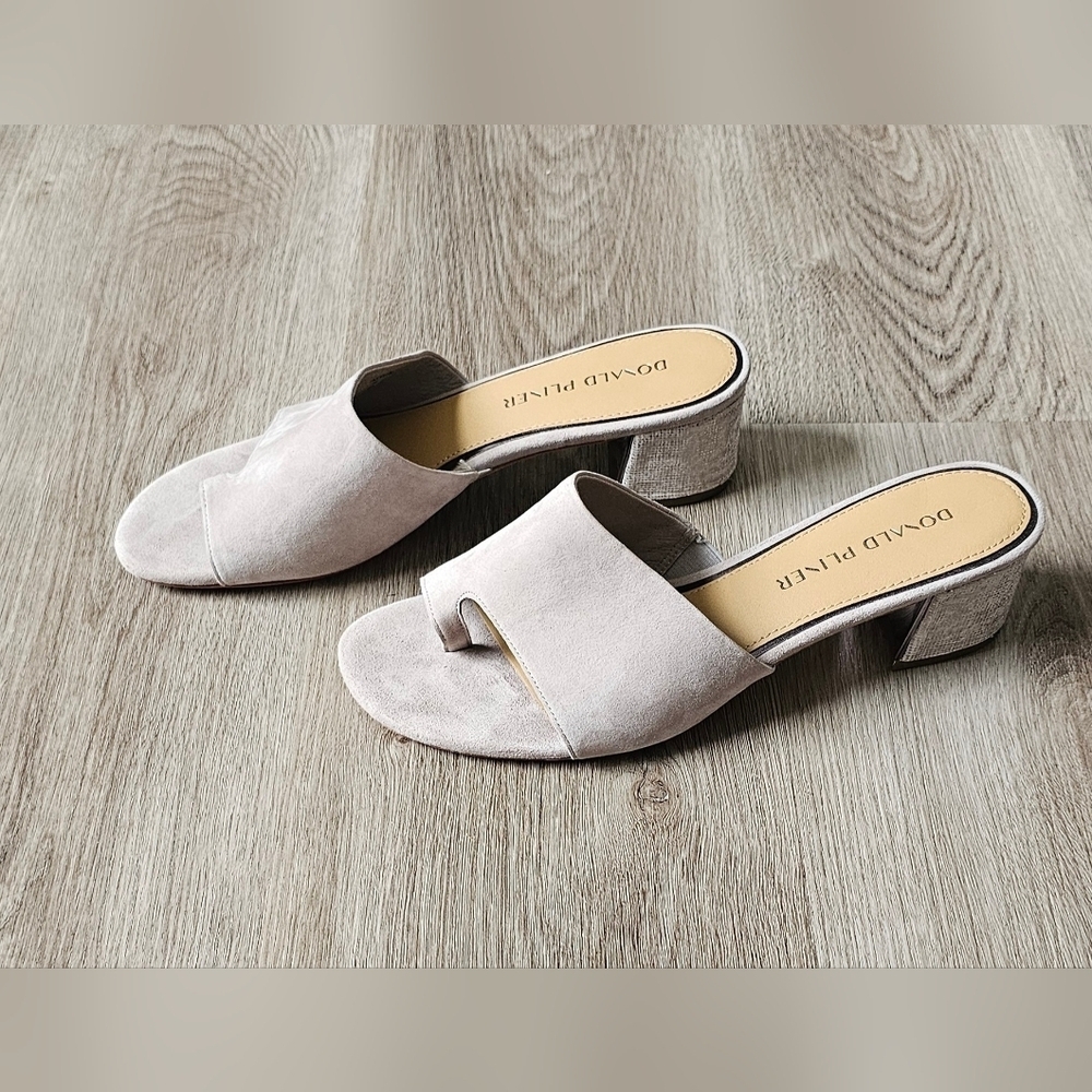 Donald J Pliner Women’s Suede Block Heel Mules – Size 9.5M, Taupe Beige